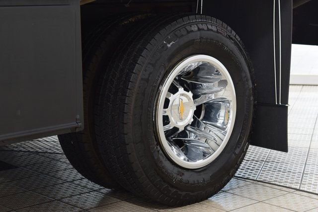 Used 2024 Chevrolet Silverado 3500 LT image 16