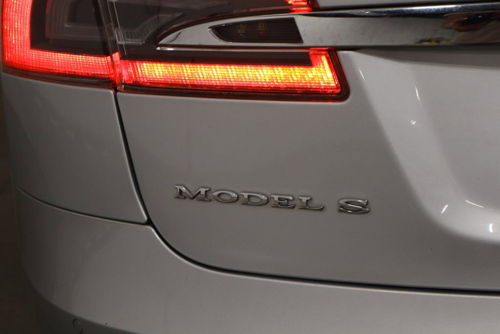 Used 2018 Tesla Model S 75D image 34