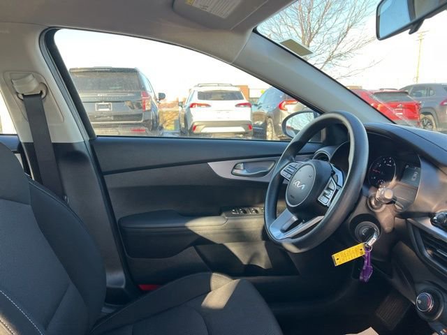Certified 2024 Kia Forte LXS image 31