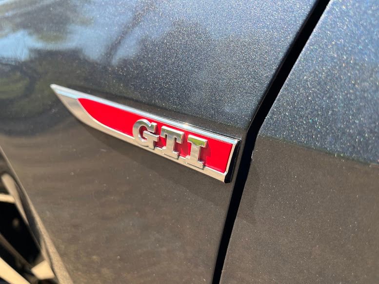 Used 2019 Volkswagen GTI SE image 47