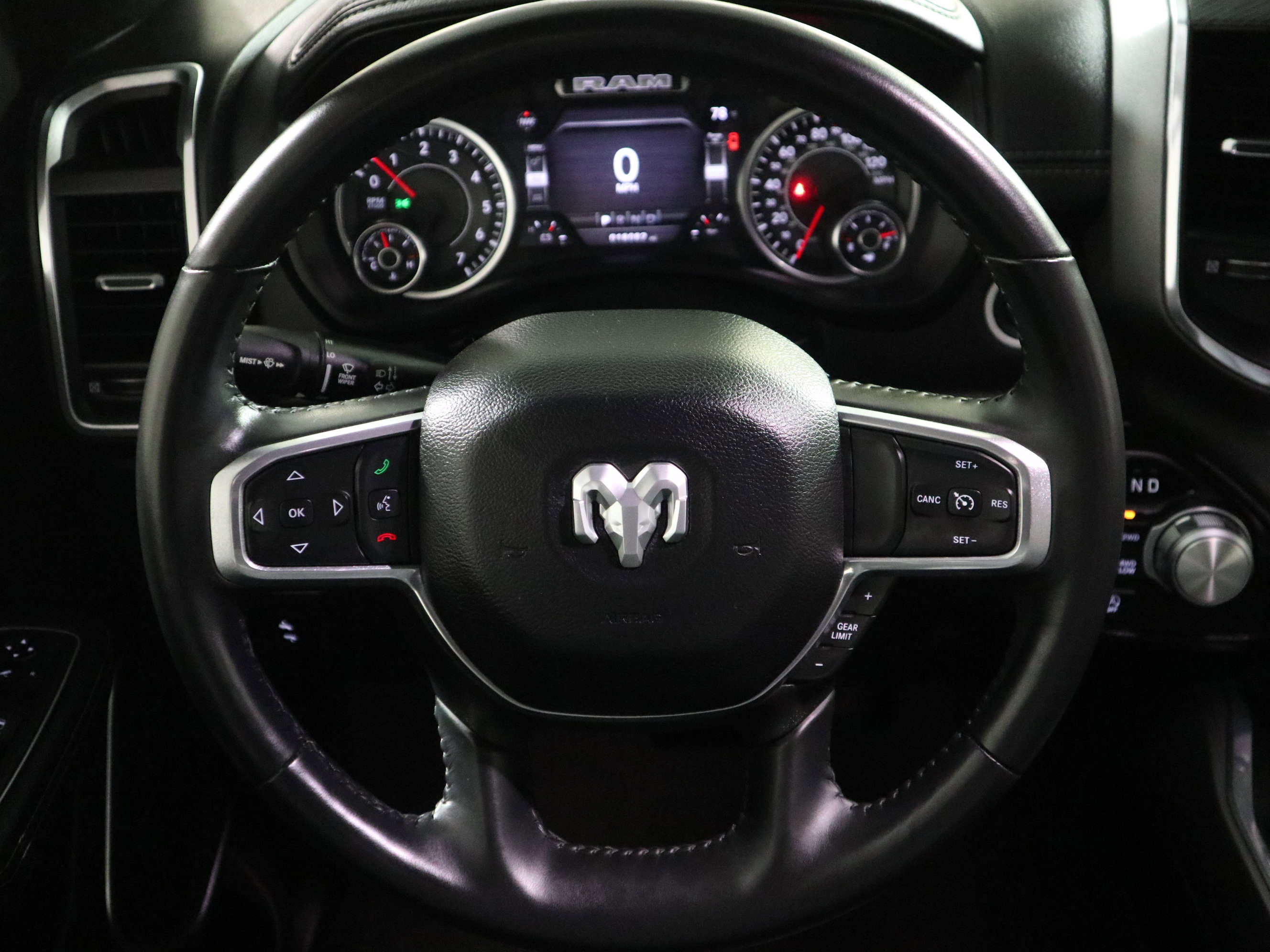 Used 2023 RAM 1500 Laramie AWD/4WD image 17