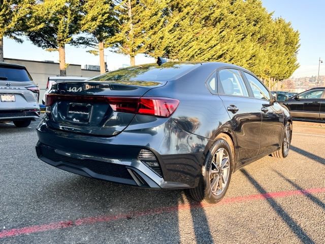Certified 2022 Kia Forte LXS image 8