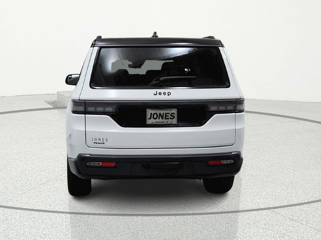 New 2026 Jeep Grand Wagoneer Summit w/ Rear Seat Video Group I AWD/4WD image 4