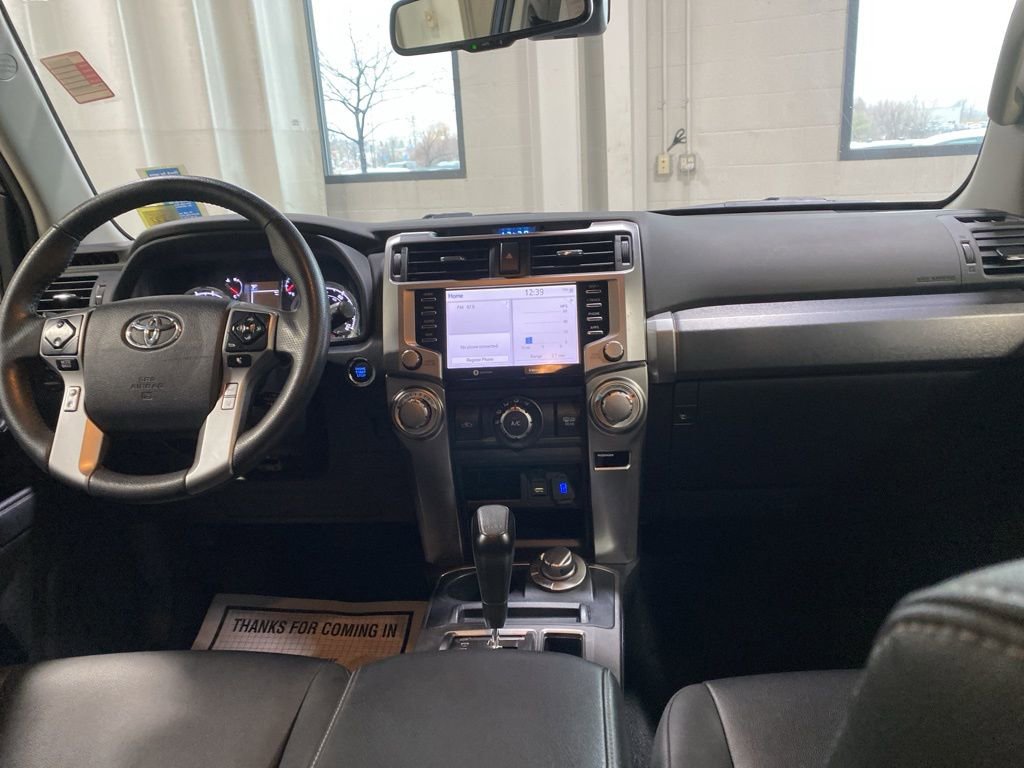 Used 2022 Toyota 4Runner TRD Sport AWD/4WD image 4