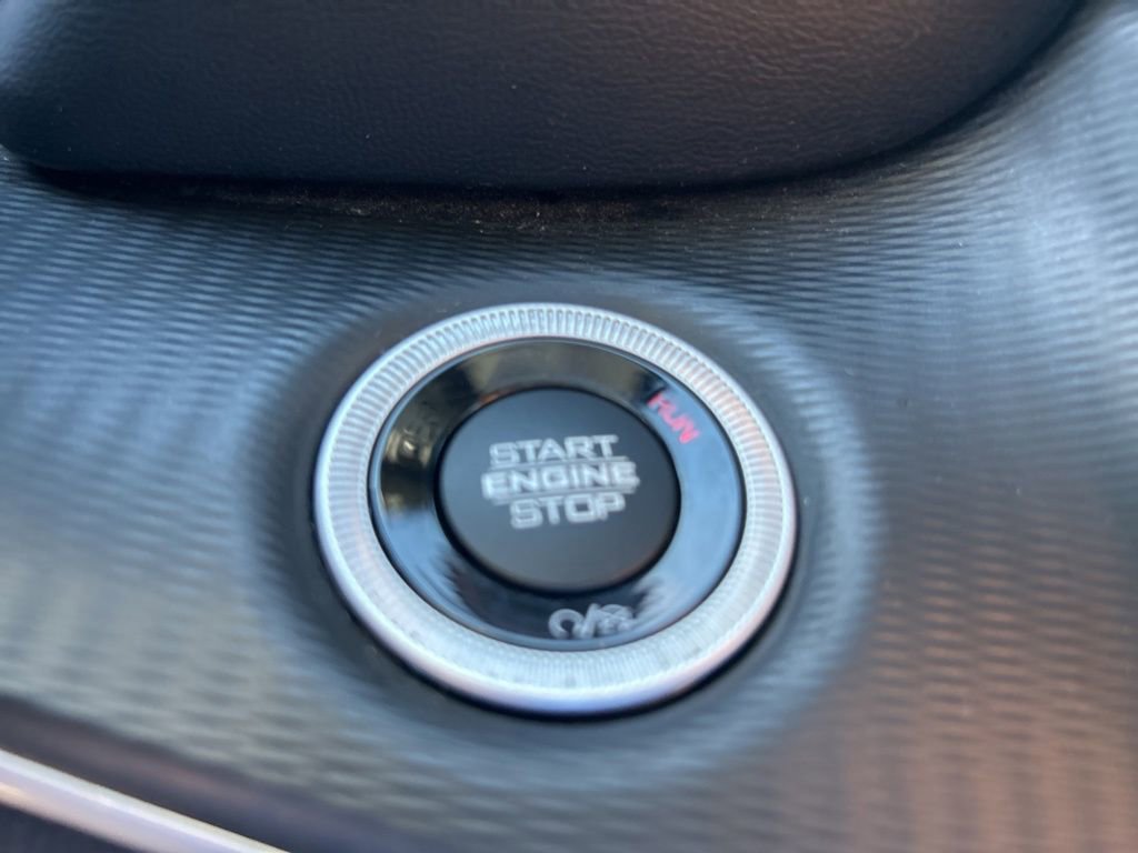 Certified 2023 Jeep Grand Cherokee L Laredo image 44