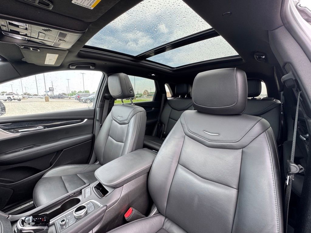 Certified 2023 Cadillac XT5 Premium Luxury FWD image 23