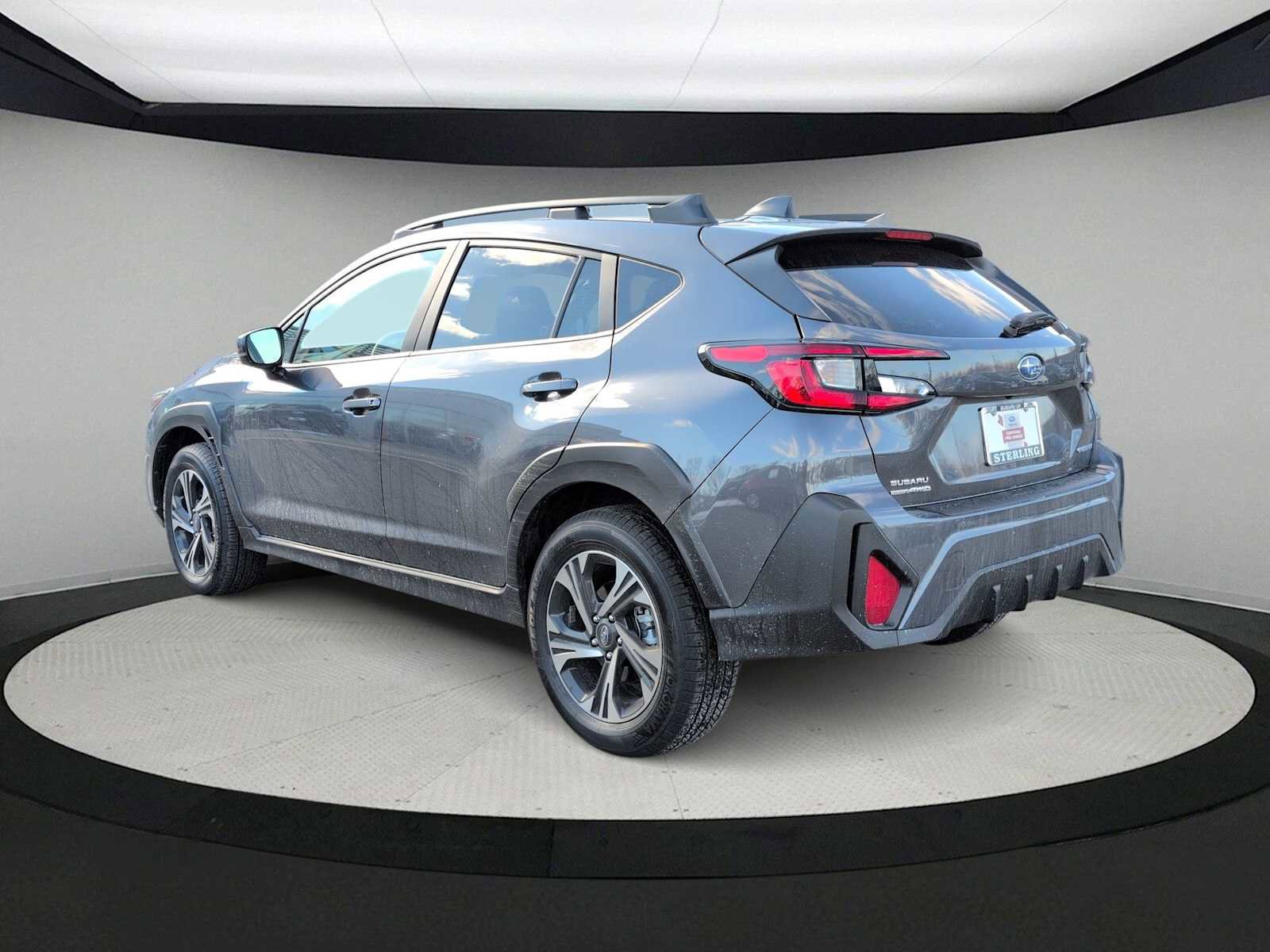 Used 2025 Subaru Crosstrek 2.0i Premium image 6