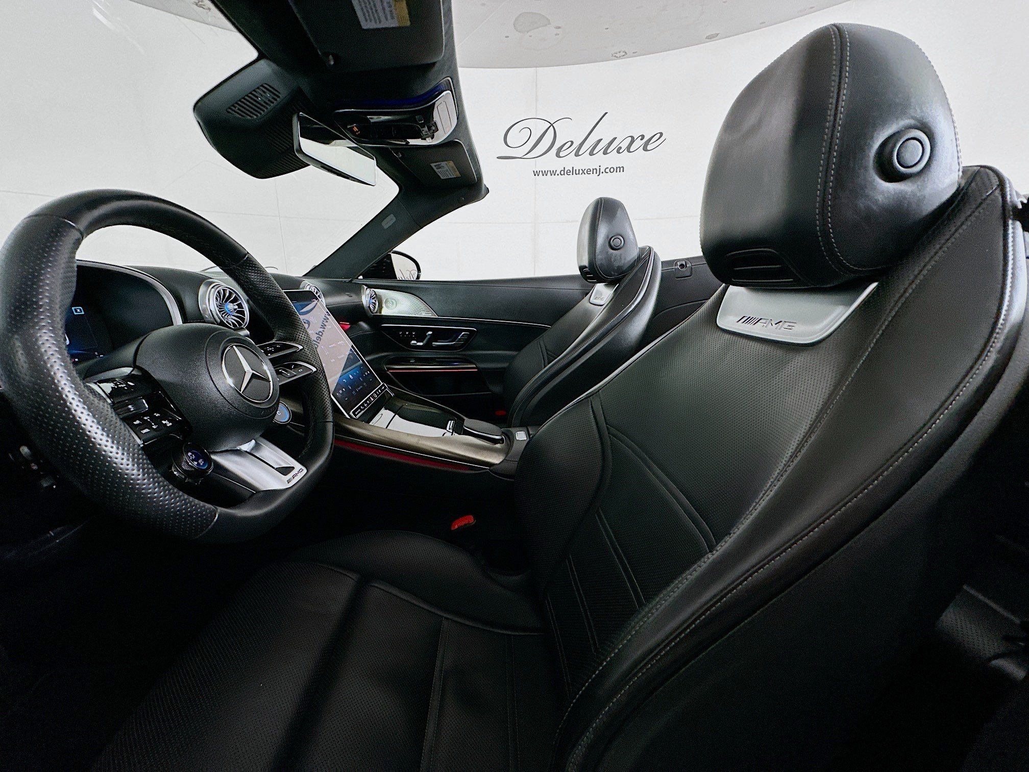 Used 2022 Mercedes-Benz SL 55 AMG 4MATIC image 13