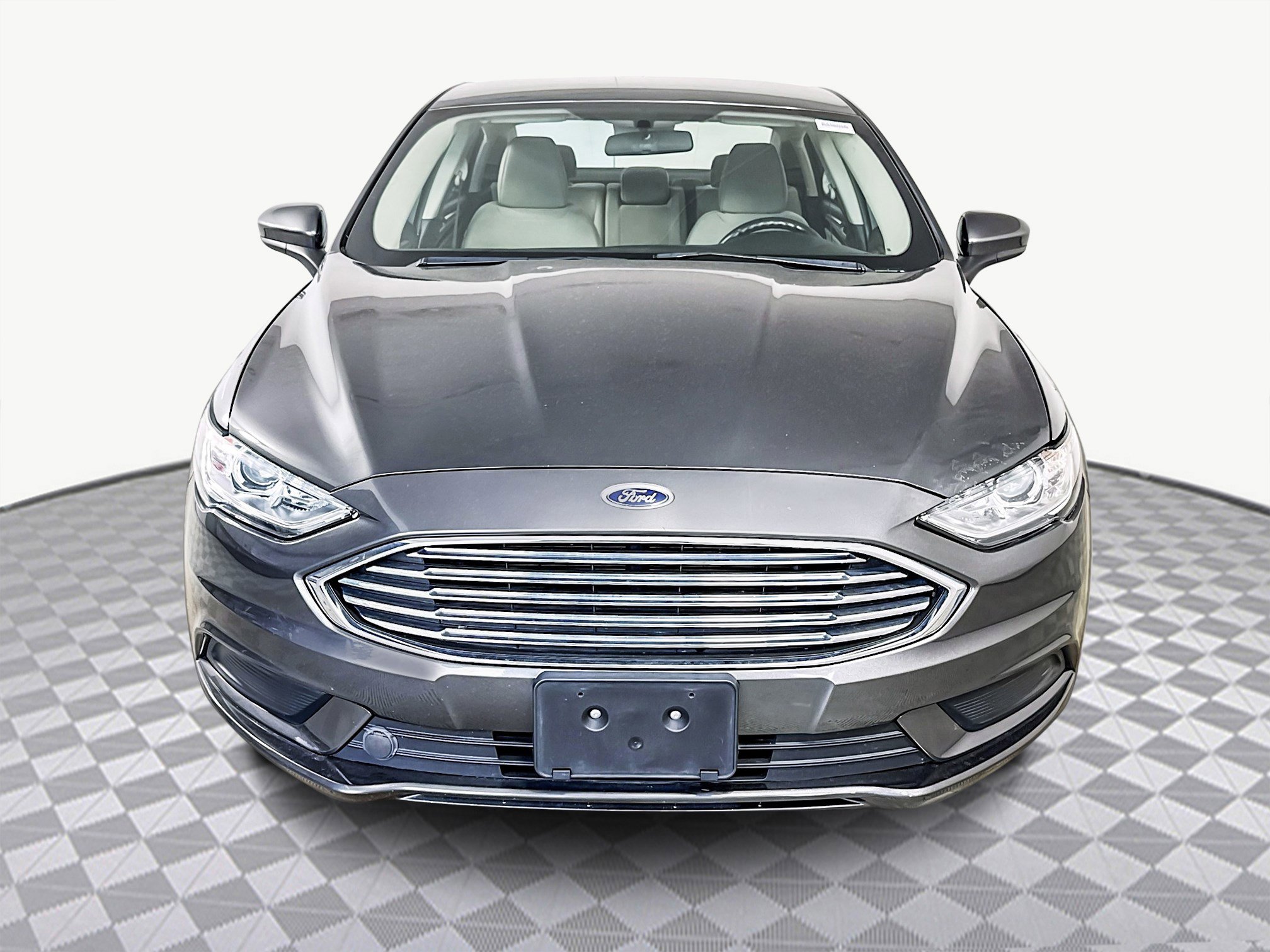 Used 2018 Ford Fusion S image 2