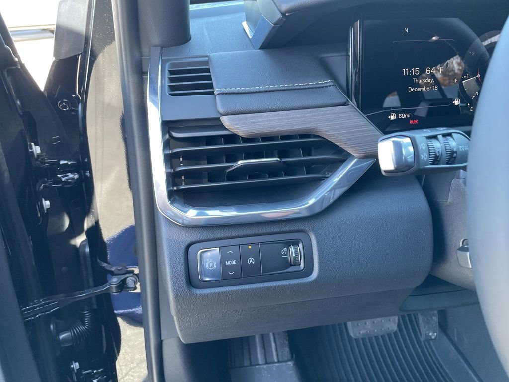 New 2026 GMC Acadia Denali w/ Super Cruise Package image 32