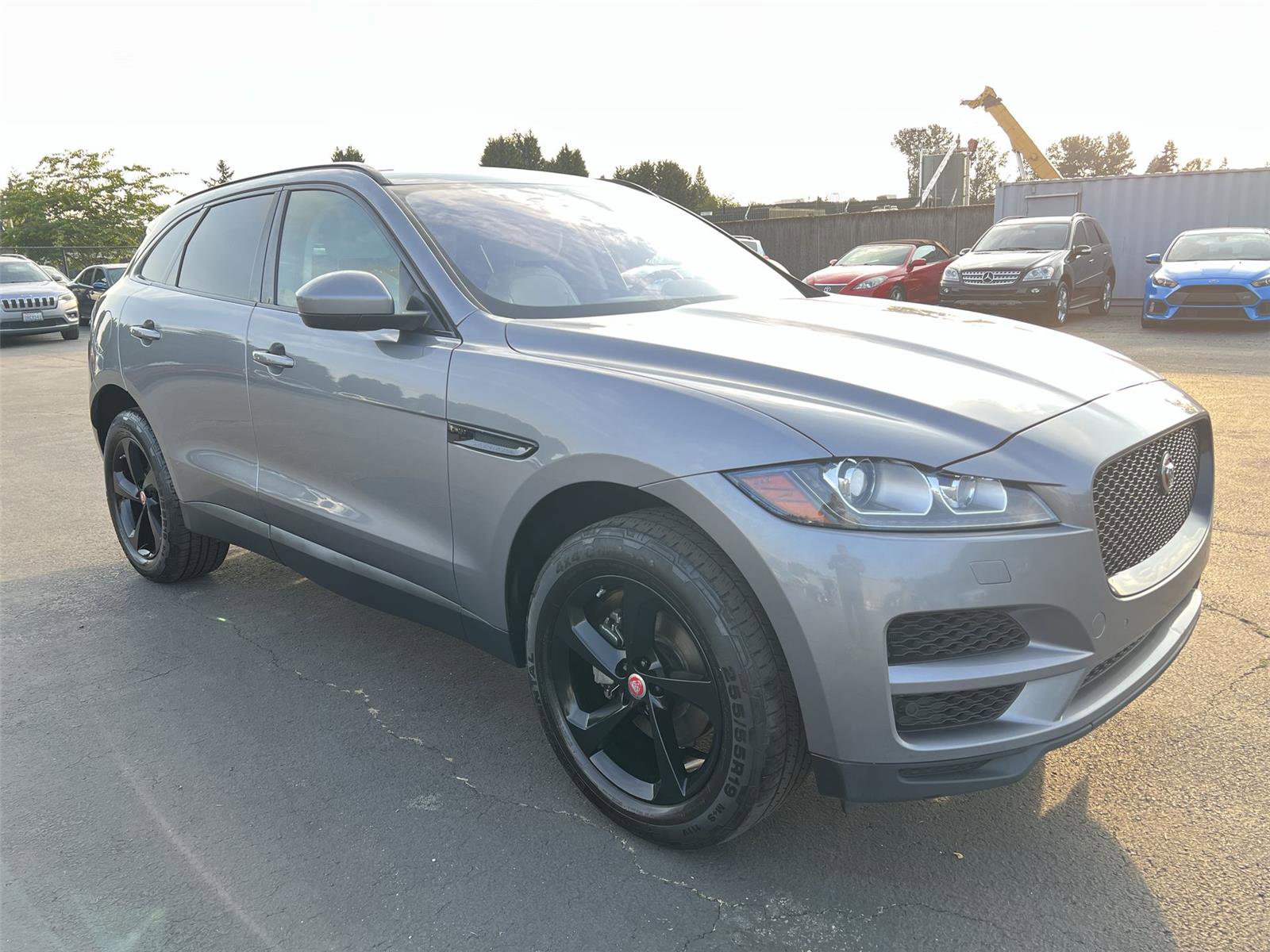 Used 2020 Jaguar F-PACE Prestige image 7