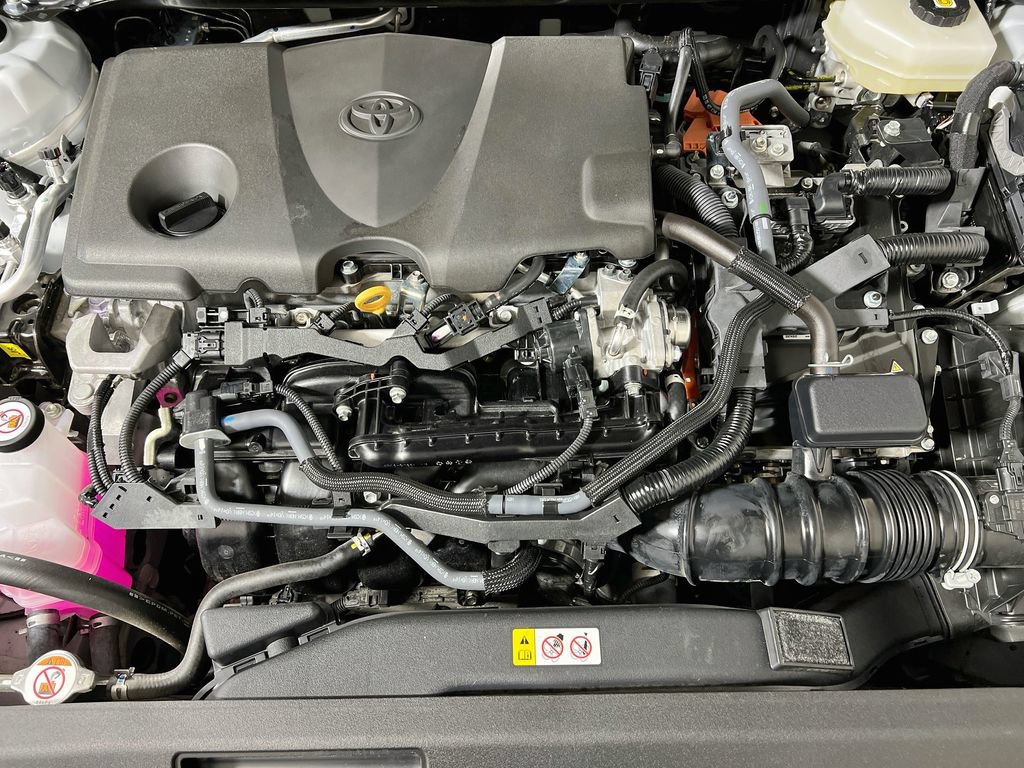 Used 2025 Toyota Camry SE FWD image 25
