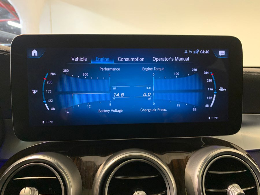 Used 2022 Mercedes-Benz GLC 300 4MATIC Coupe image 34