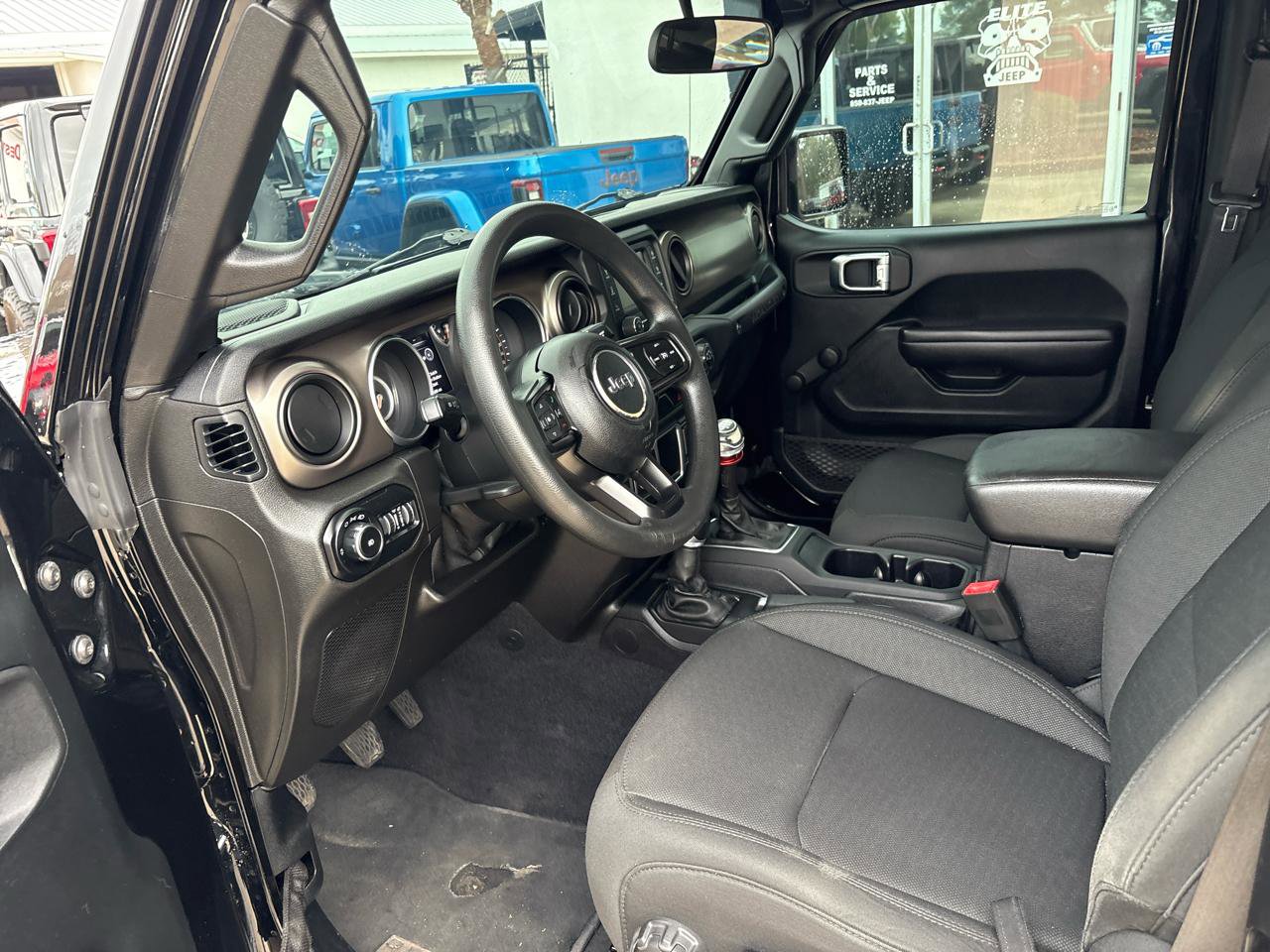Used 2018 Jeep Wrangler Sport image 15