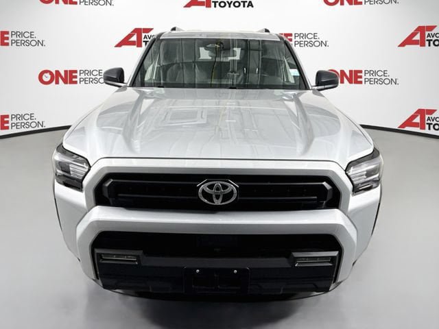 Certified 2026 Toyota 4Runner SR5 AWD/4WD image 3