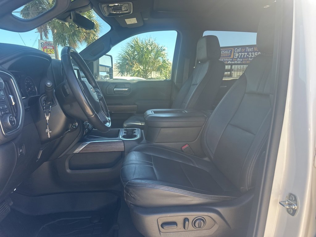 Used 2021 Chevrolet Silverado 1500 High Country w/ Technology Package image 7