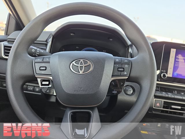 Used 2025 Toyota Camry LE FWD image 14