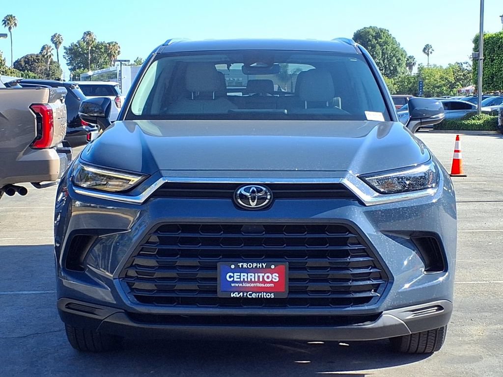Used 2024 Toyota Grand Highlander AWD image 8