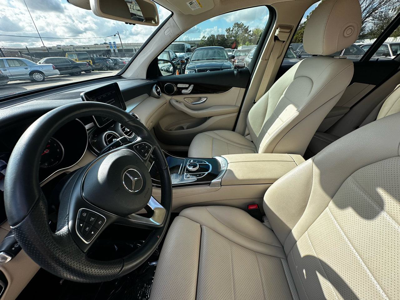 Used 2019 Mercedes-Benz GLC 300 image 46