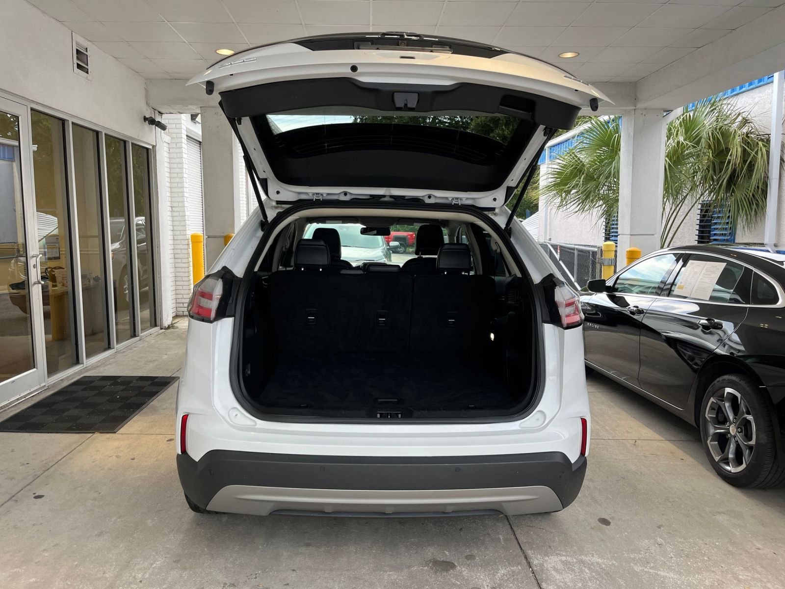 Used 2024 Ford Edge SEL image 31