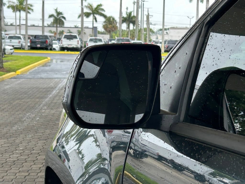 Used 2017 Chevrolet Colorado Z71 RWD image 17