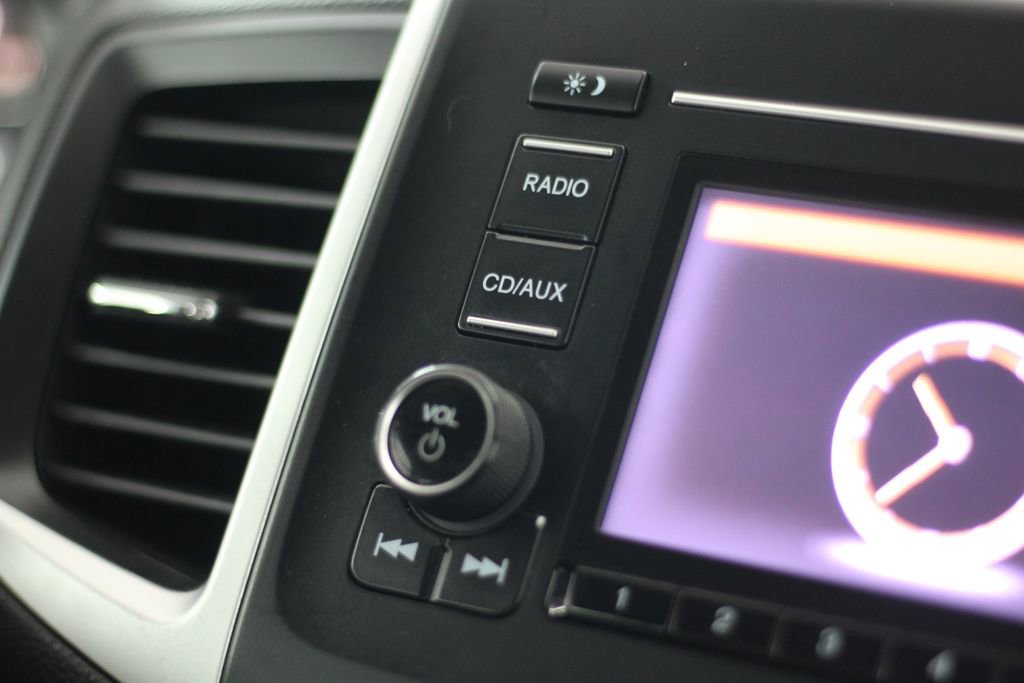 Used 2016 Honda Pilot LX image 25