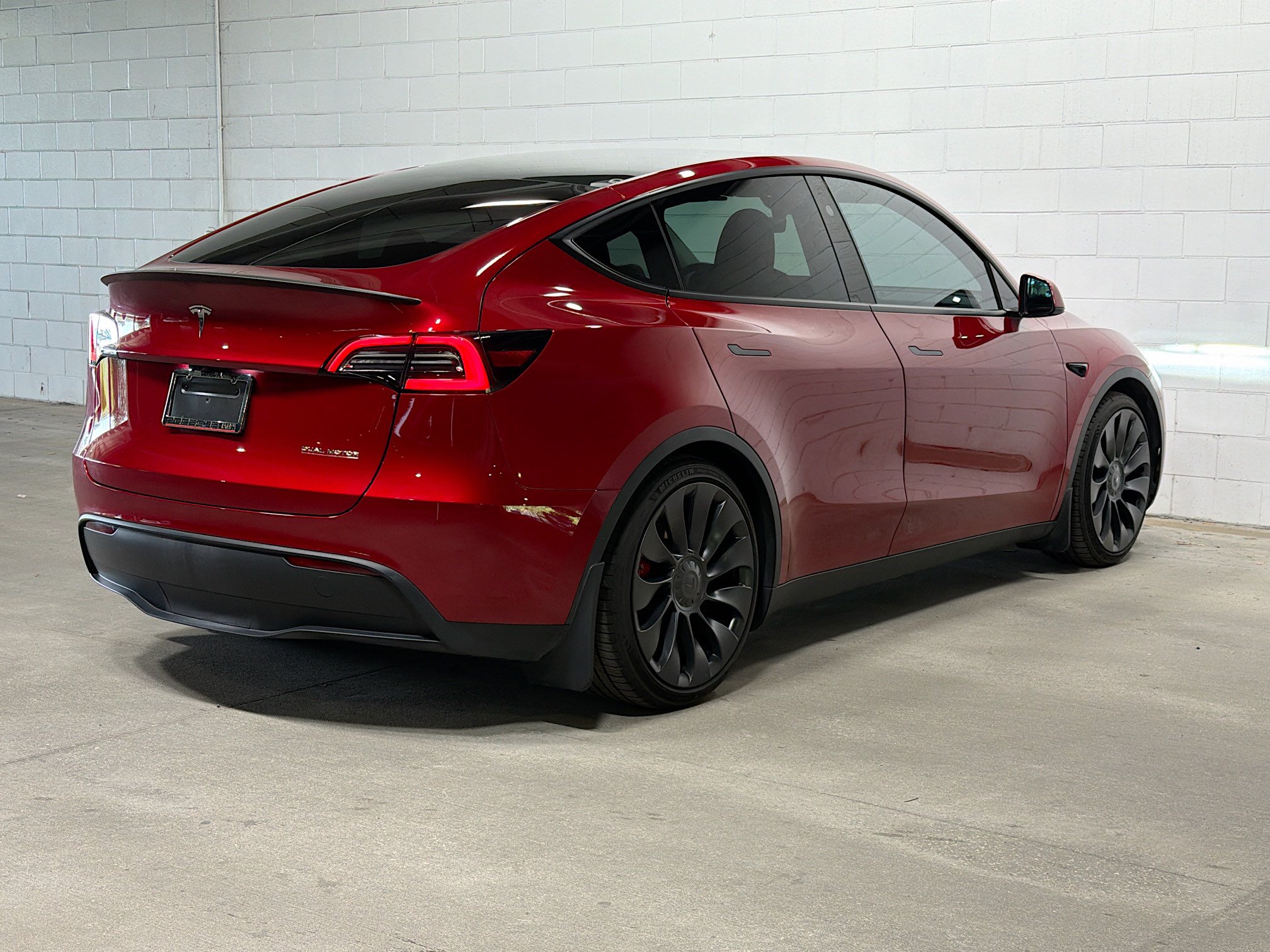 Used 2024 Tesla Model Y Performance AWD/4WD image 7