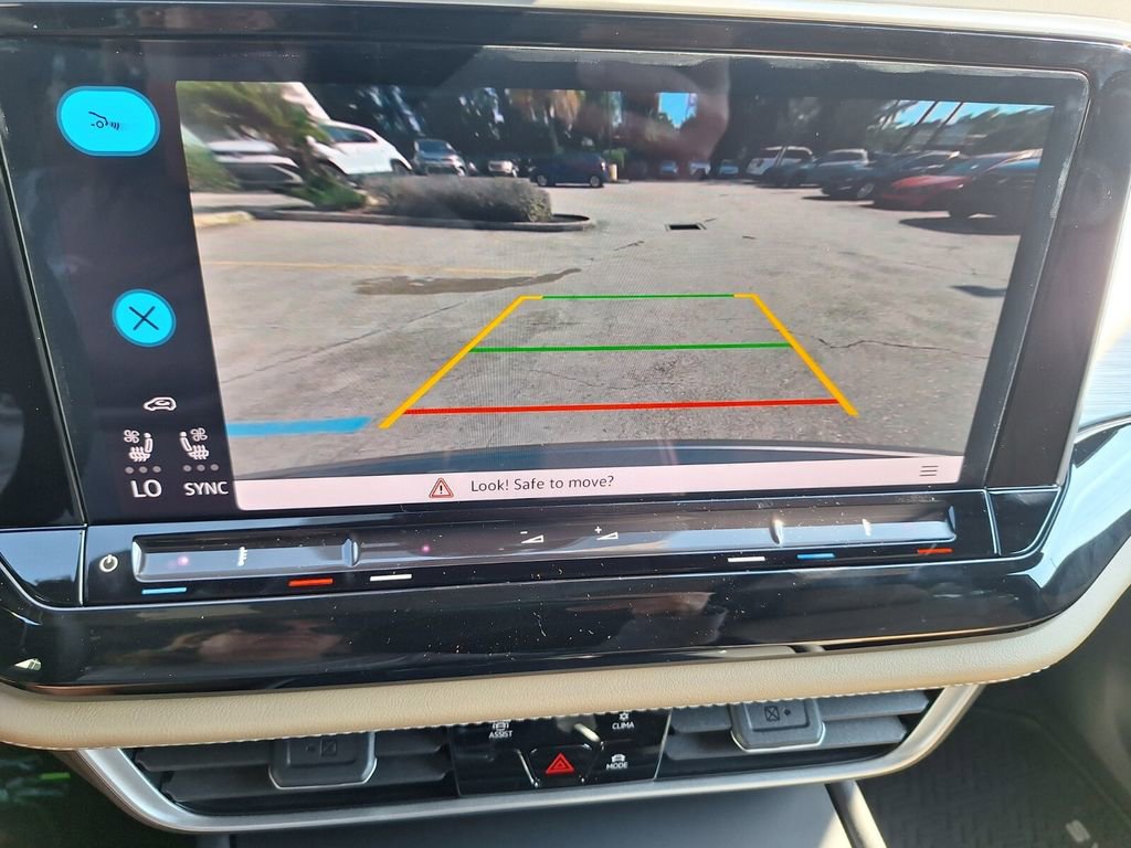 New 2026 Volkswagen Atlas Cross Sport SE image 16