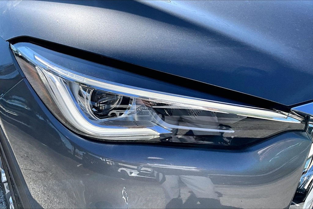 Used 2019 INFINITI QX50 Luxe w/ Navigation Package FWD image 38