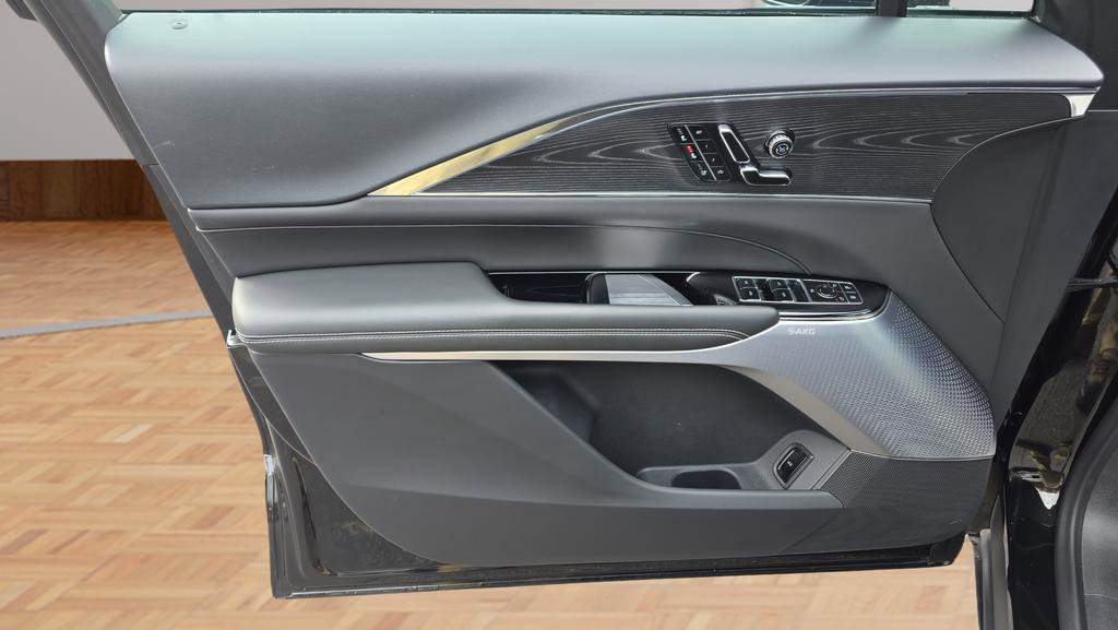 Certified 2024 Cadillac Lyriq Sport w/ LPO, Floor Liner Package image 13