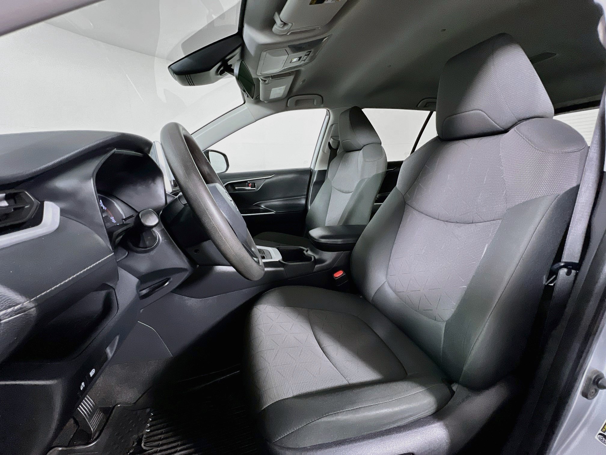 Certified 2024 Toyota RAV4 XLE FWD image 11