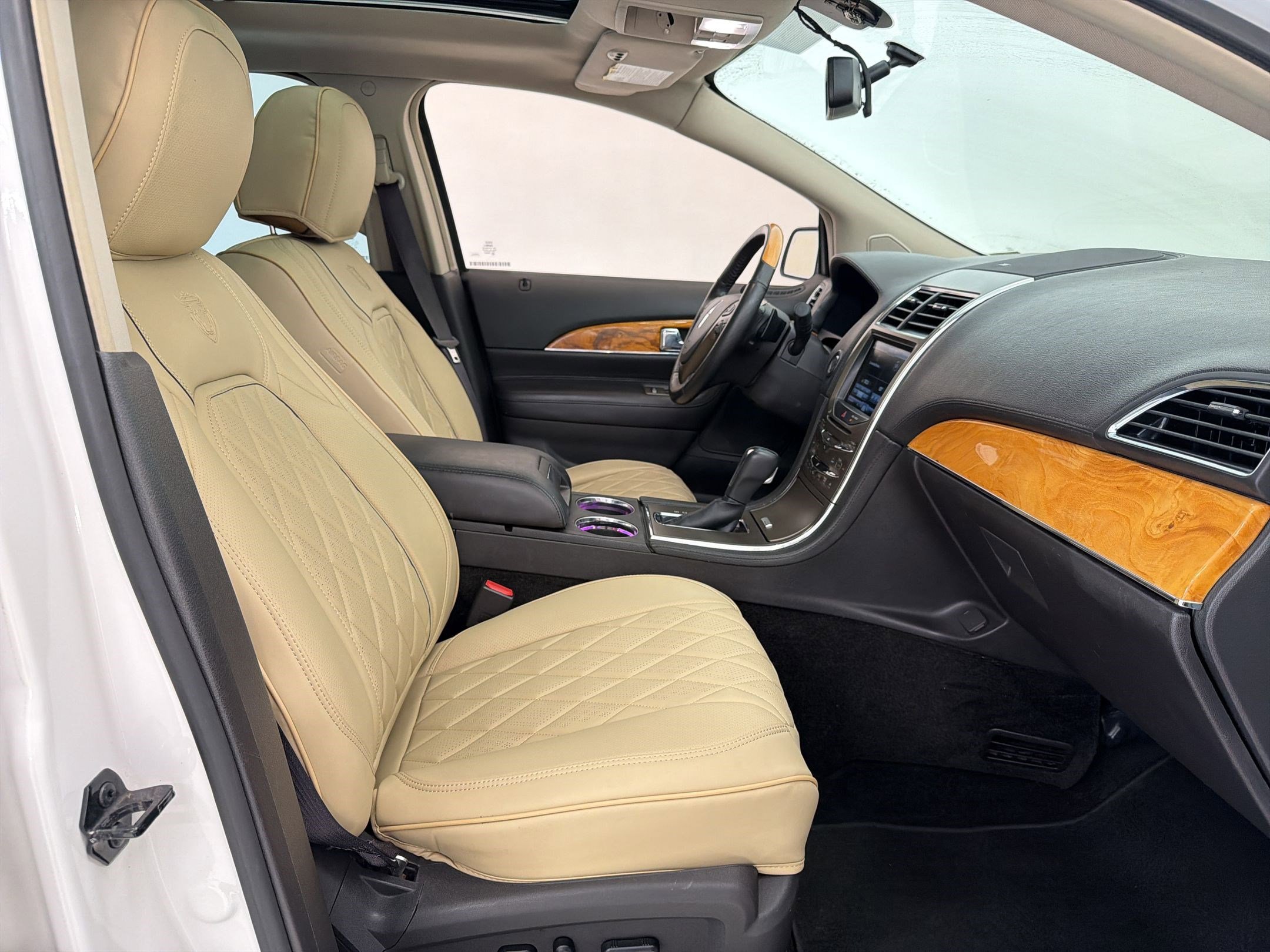 Used 2013 Lincoln MKX FWD image 29