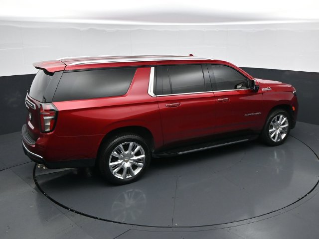 Used 2022 Chevrolet Suburban High Country AWD/4WD image 33