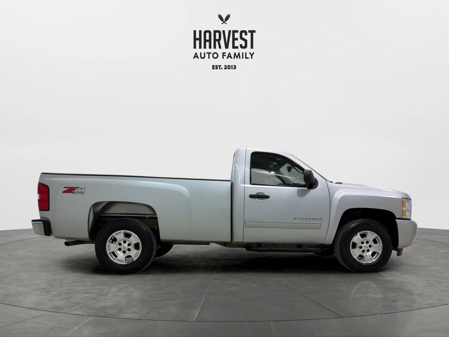 Used 2011 Chevrolet Silverado 1500 LT w/ Interior Plus Package AWD/4WD image 7