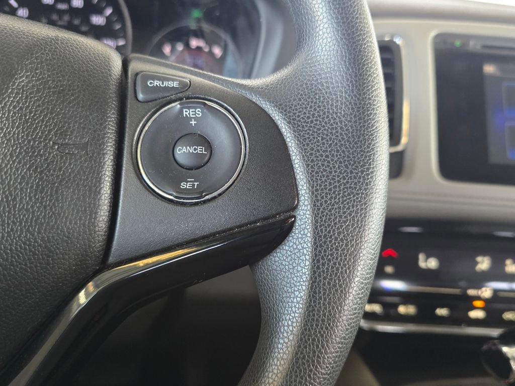 Used 2018 Honda HR-V EX image 17