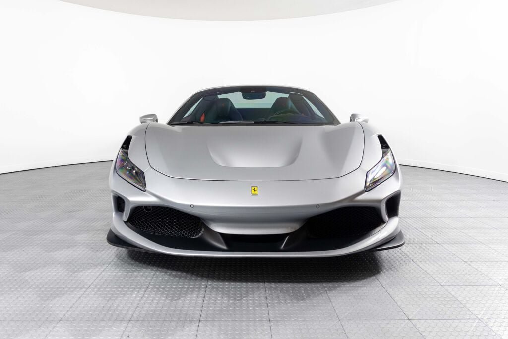 Used 2022 Ferrari F8 Tributo RWD image 16