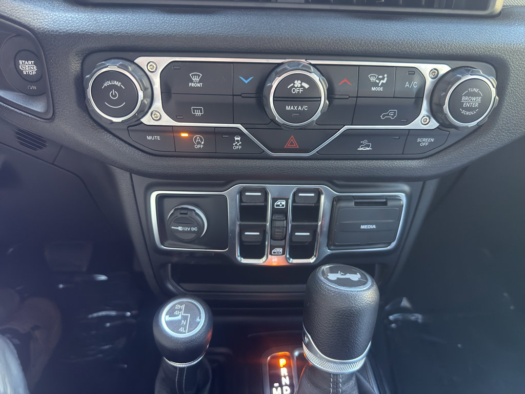 Used 2024 Jeep Wrangler Sport S AWD/4WD image 11