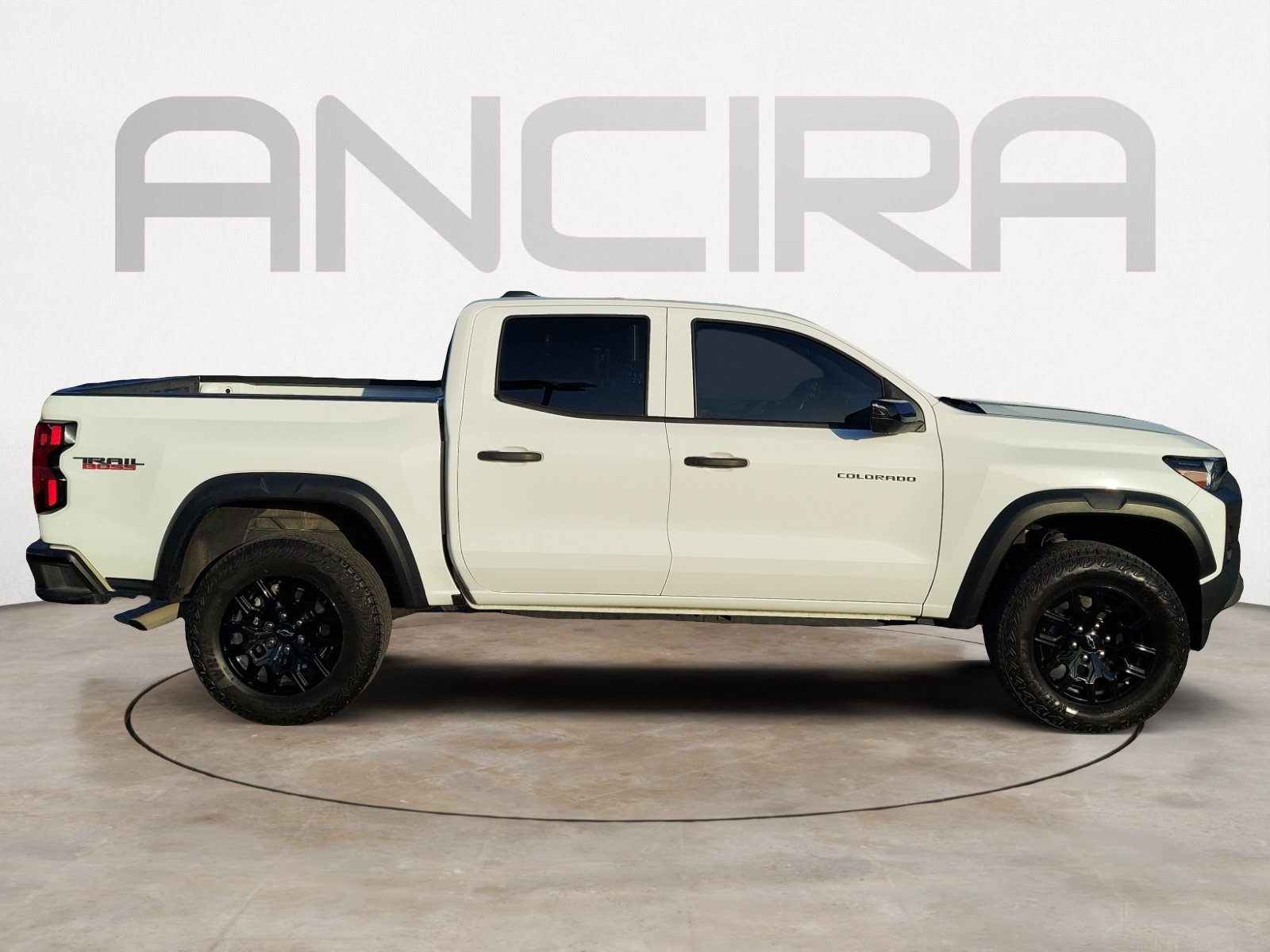 Used 2024 Chevrolet Colorado Trail Boss w/ Technology Package AWD/4WD image 11