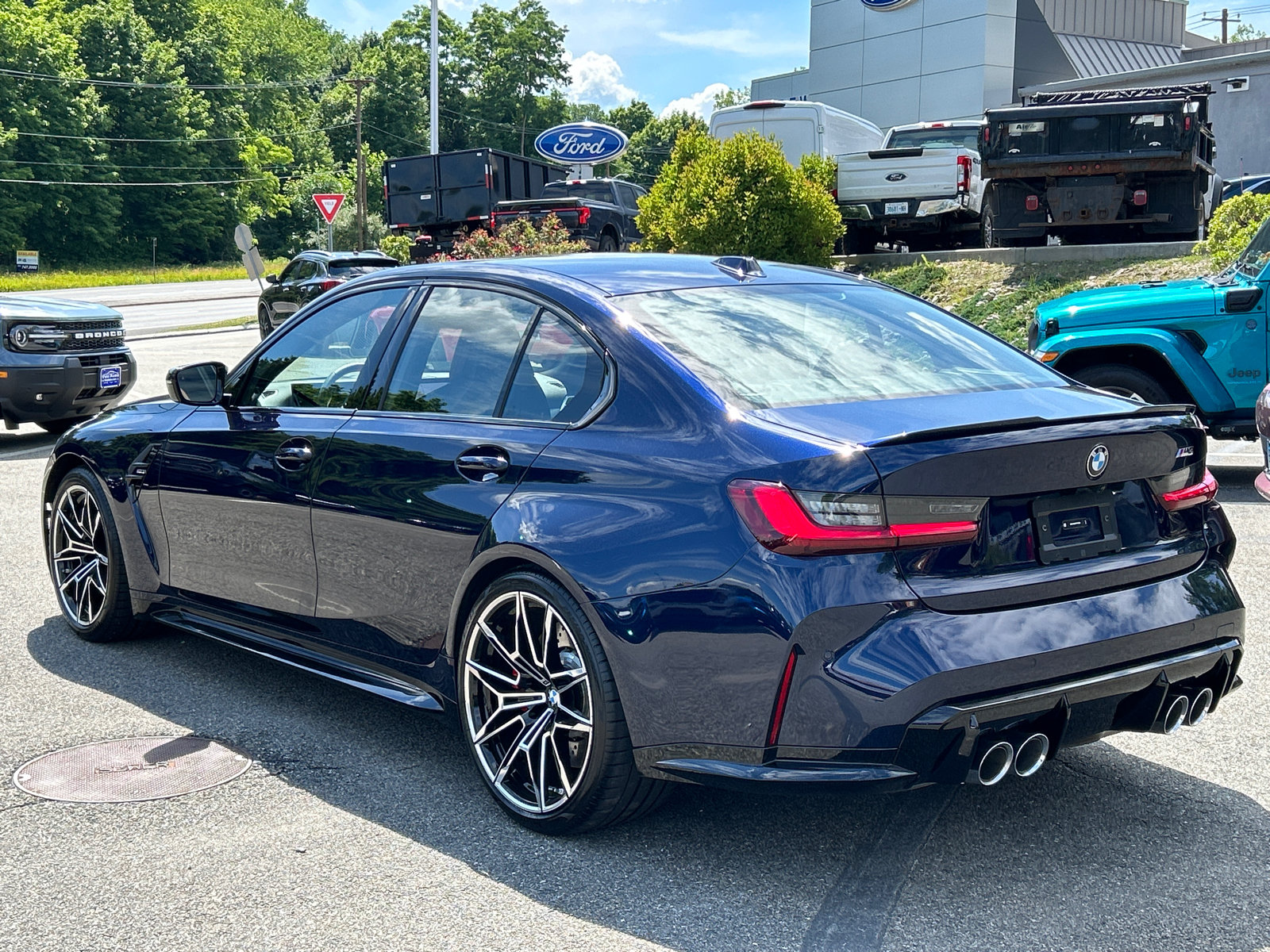 Used 2026 BMW M3 w/ Executive Package RWD image 6