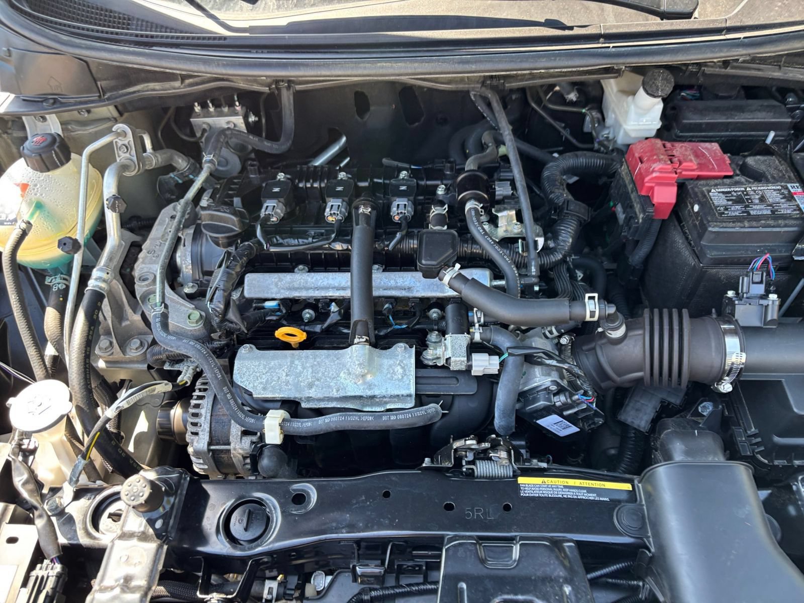 Used 2025 Nissan Versa SV FWD image 31