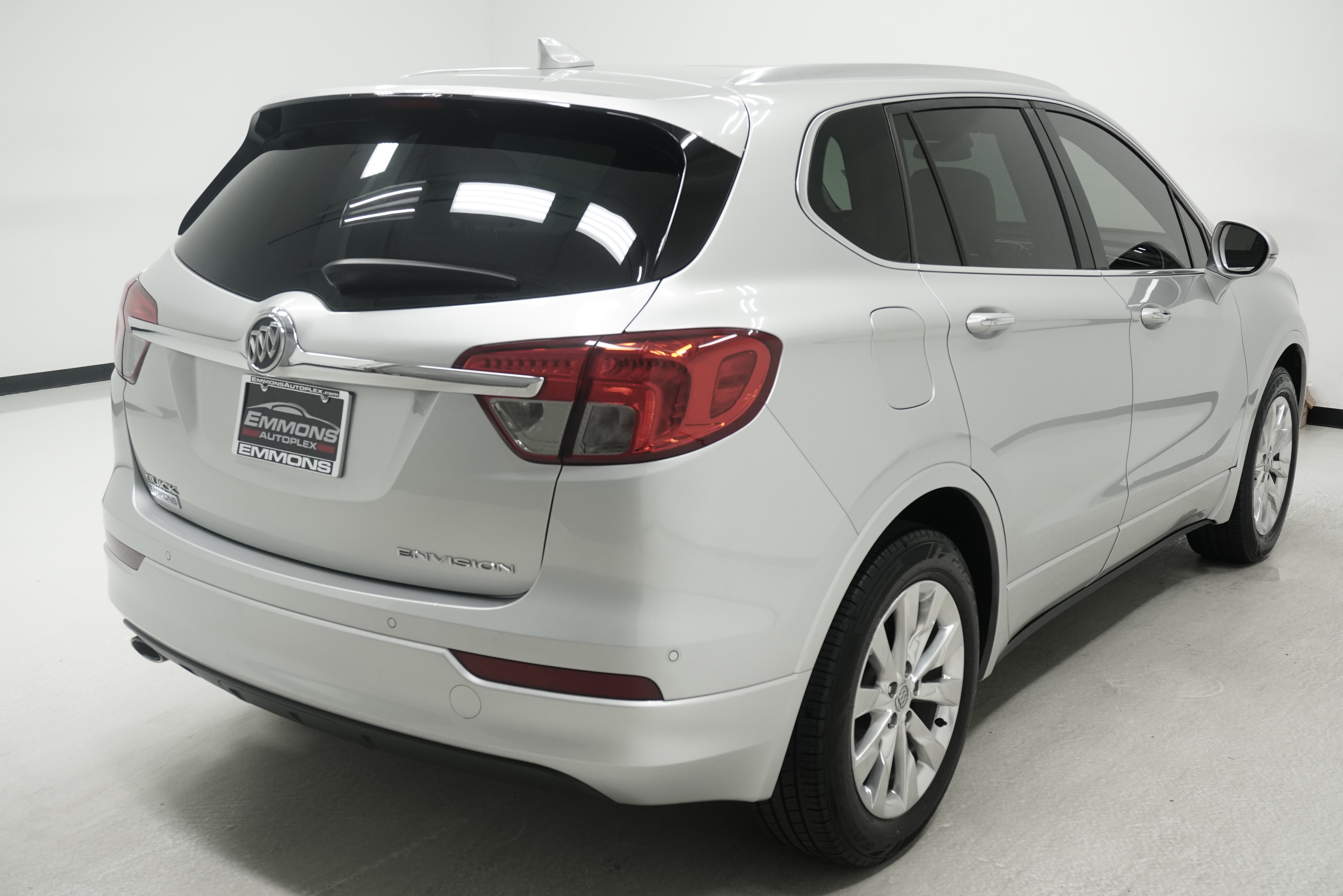 Used 2017 Buick Envision Essence FWD image 4