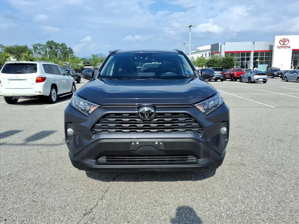 Certified 2020 Toyota RAV4 XLE Premium AWD/4WD image 9