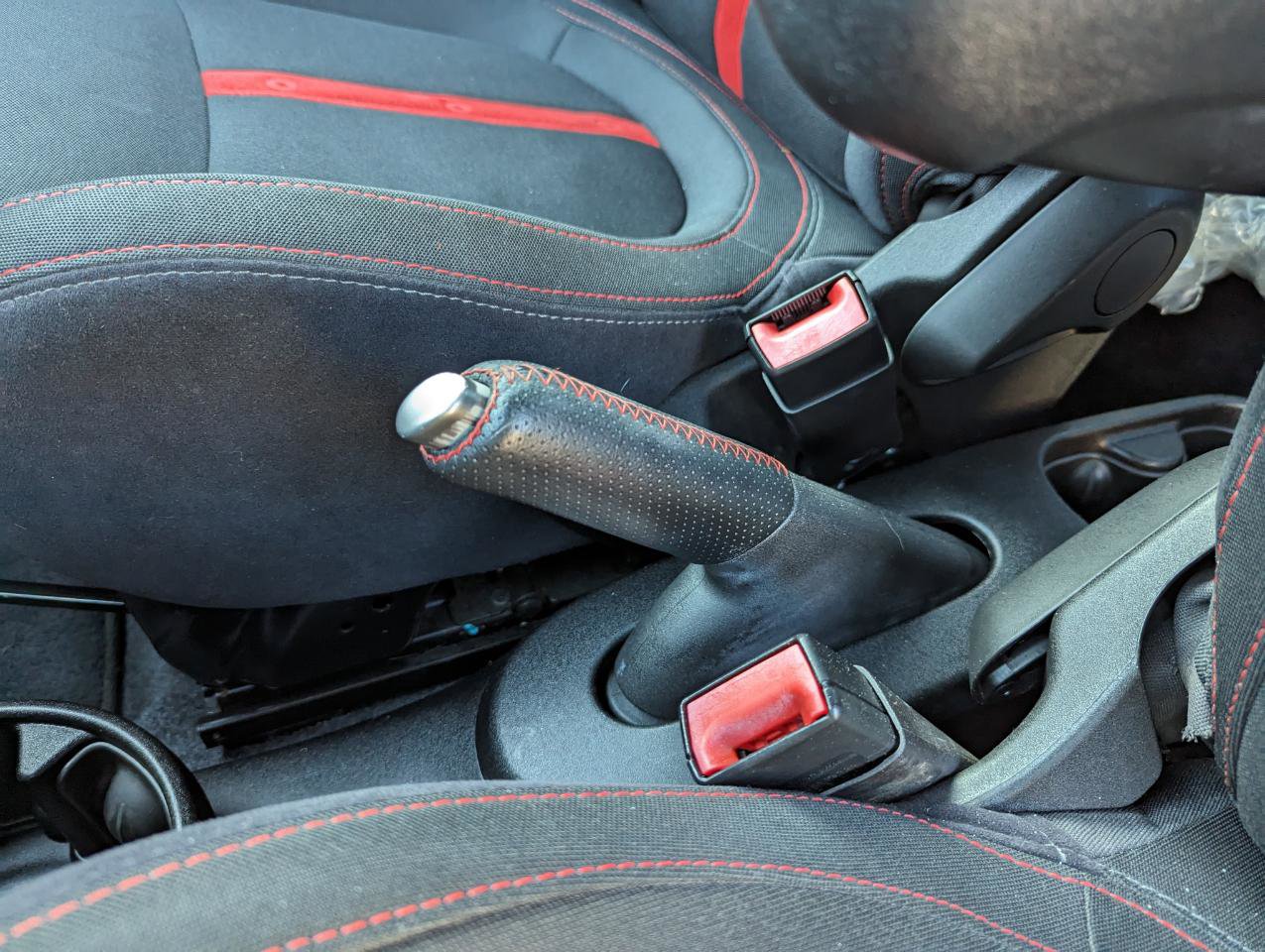 Used 2013 FIAT 500 Abarth w/ Comfort/Convenience Group image 30