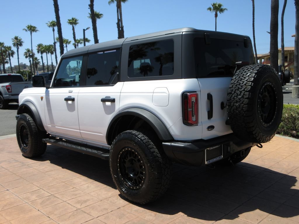 Used 2023 Ford Bronco Badlands AWD/4WD image 2