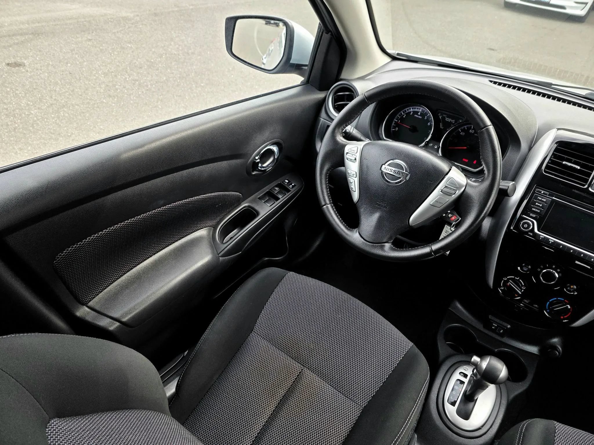 Used 2018 Nissan Versa SV w/ SV Special Edition Package FWD image 28