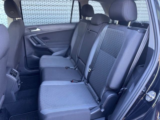 Used 2020 Volkswagen Tiguan S image 17