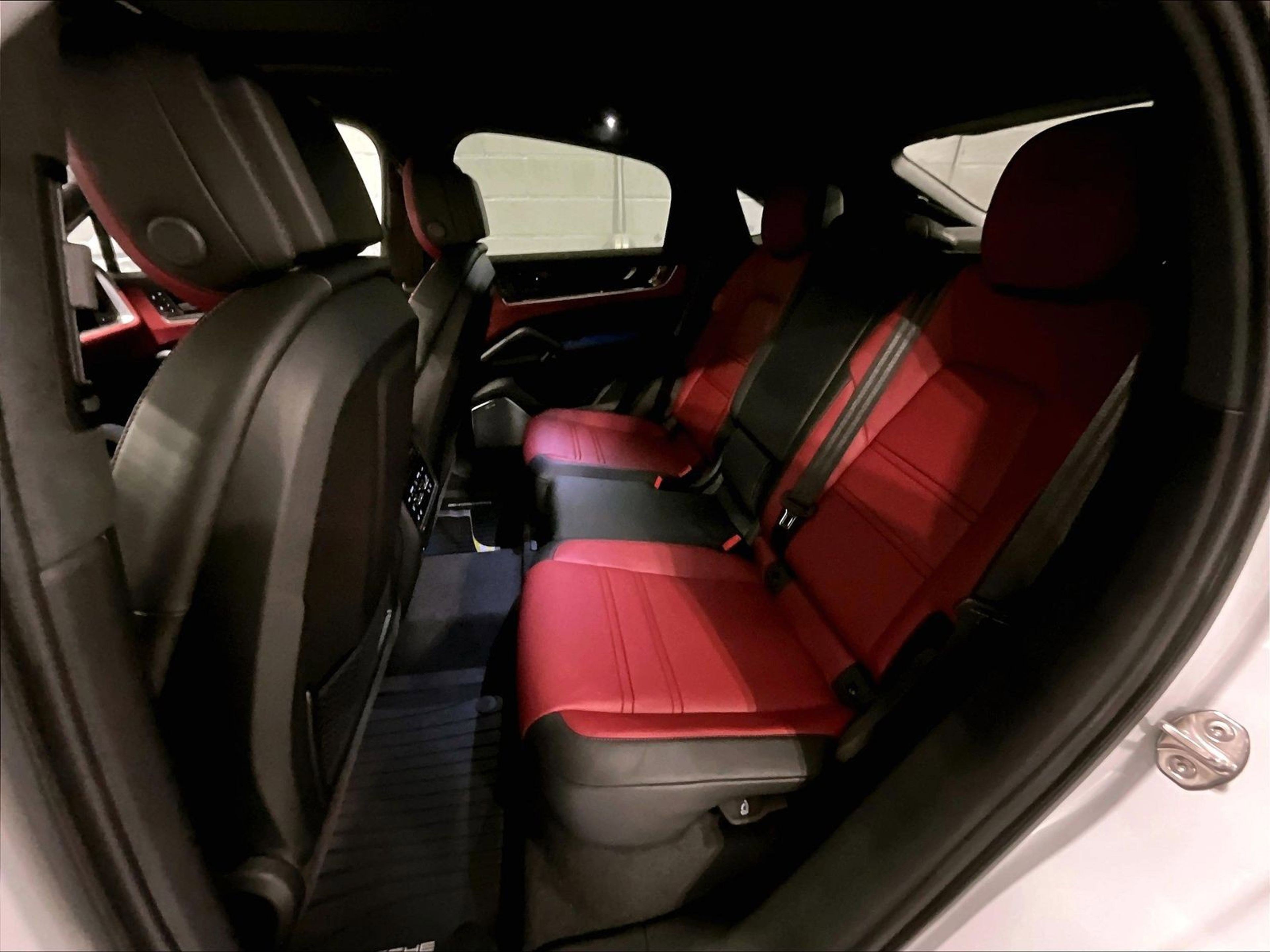 New 2026 Porsche Cayenne Turbo image 20