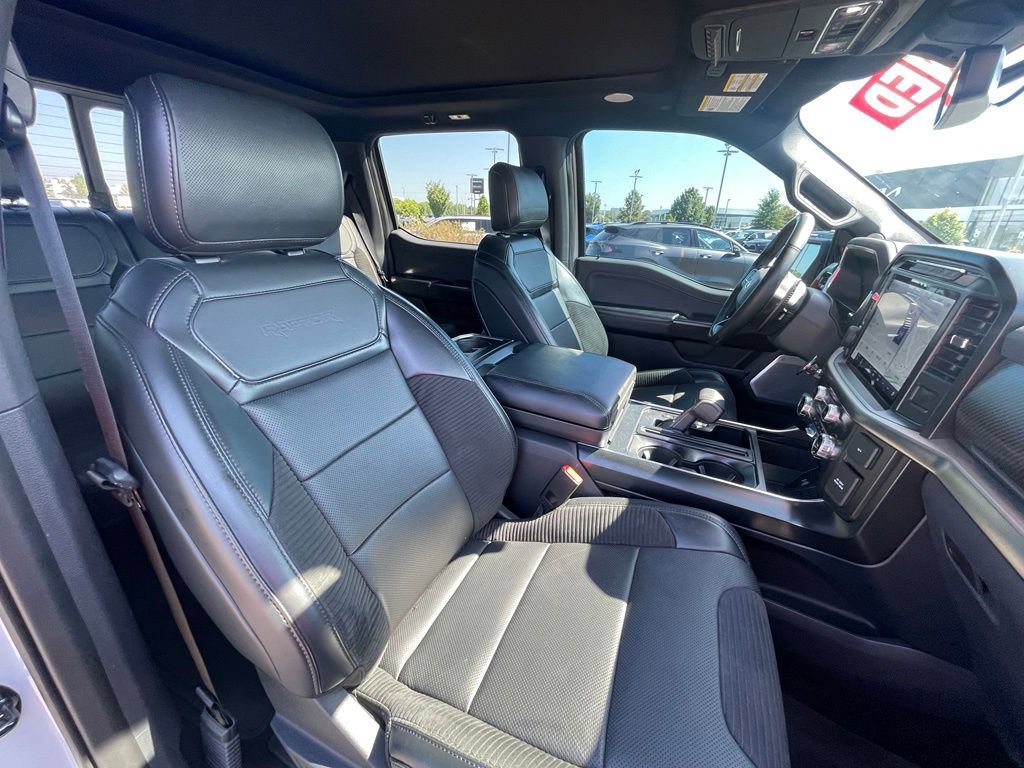 Used 2023 Ford F150 Raptor w/ Raptor Carbon Fiber Package AWD/4WD image 31