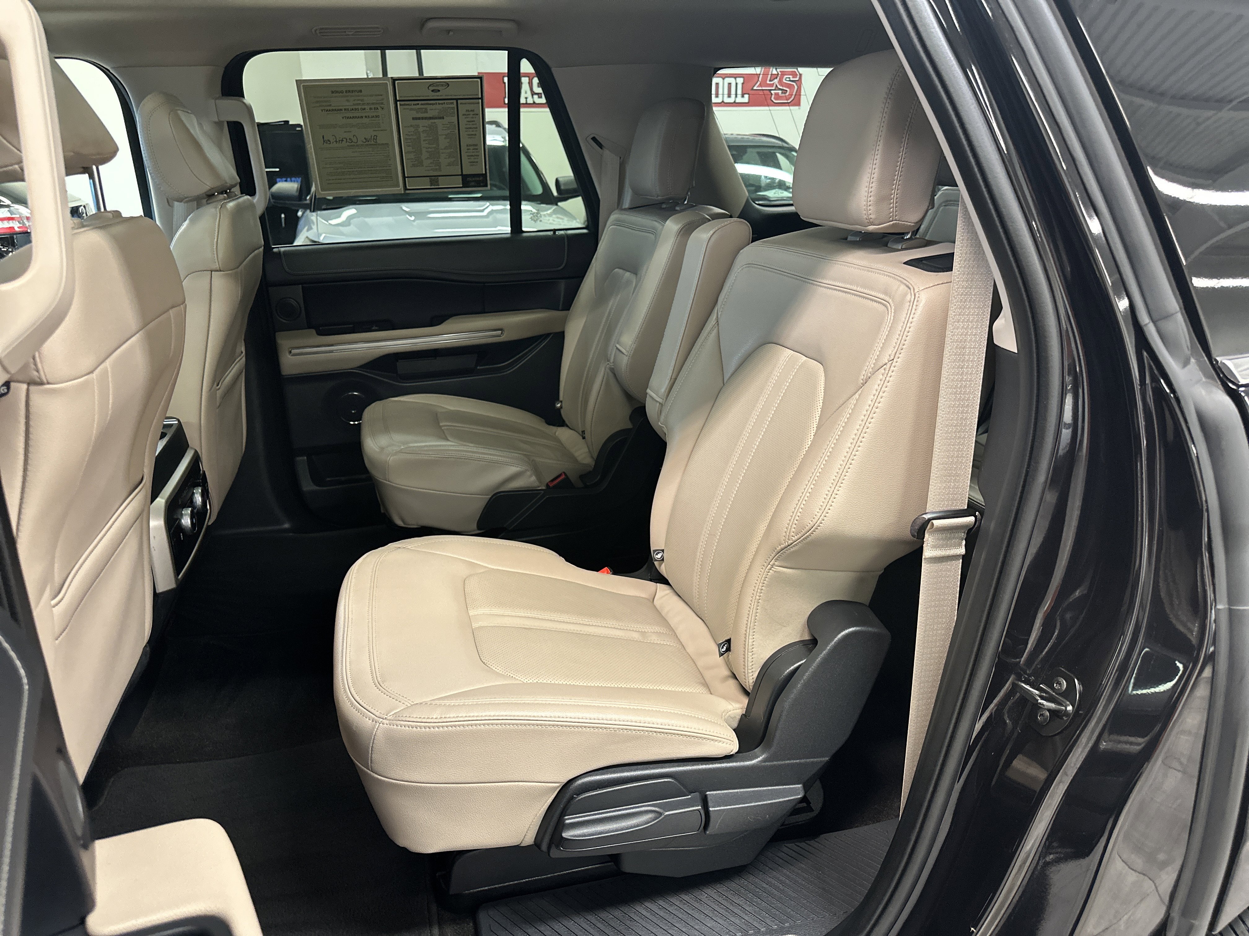 Certified 2022 Ford Expedition Max Limited image 6