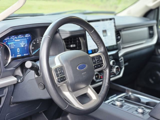 Used 2024 Ford Expedition Max XLT image 12